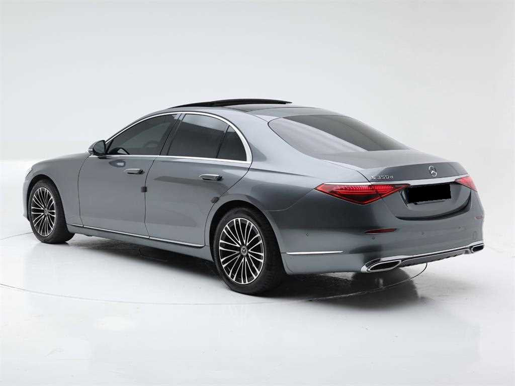 Mercedes-Benz S-Class — photo 04