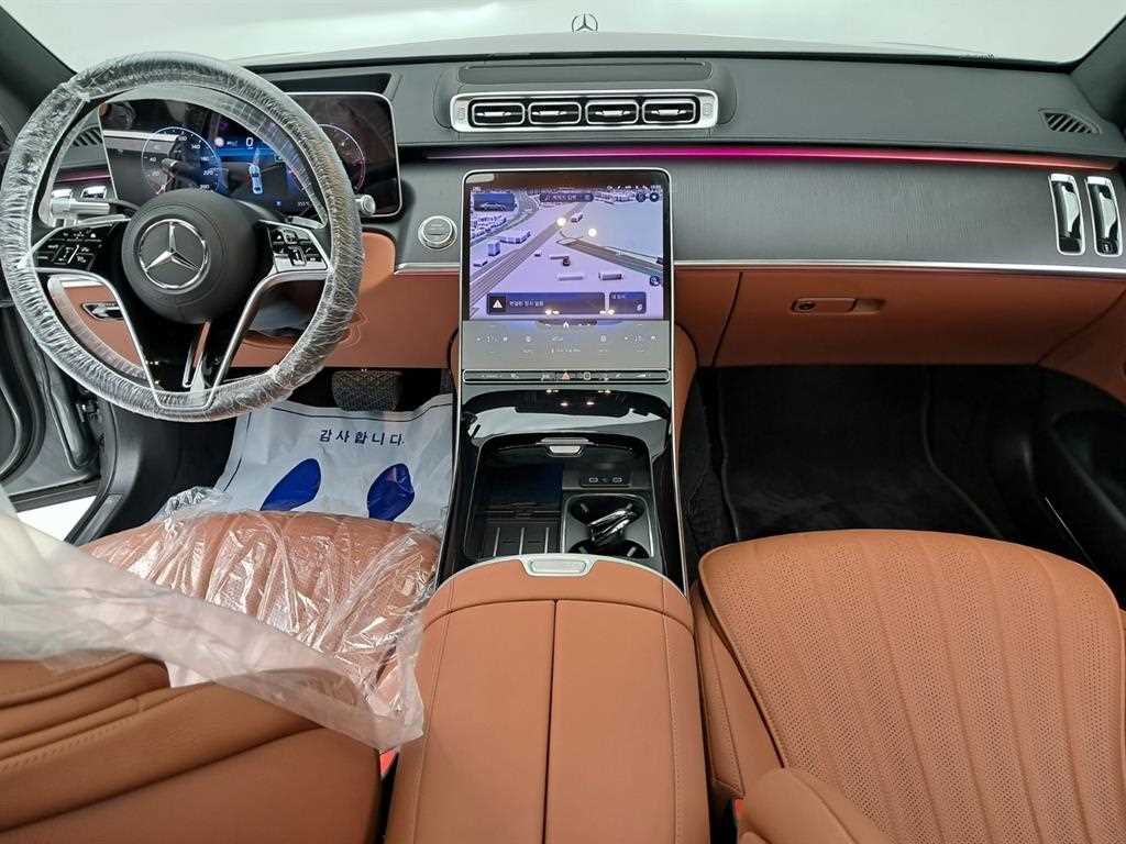 Mercedes-Benz S-Class — photo 06