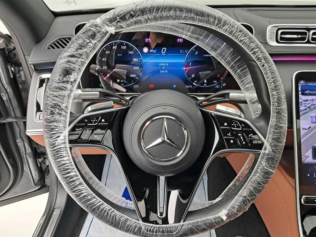 Mercedes-Benz S-Class — photo 07
