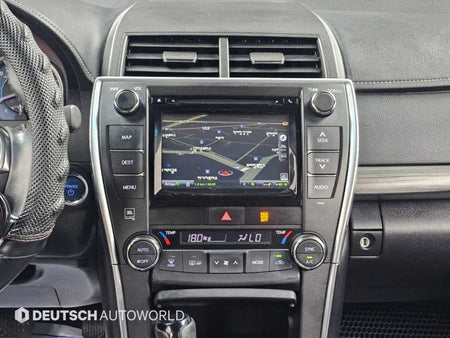 Toyota Camry — photo 14