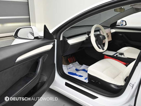 Tesla Model 3 — photo 11