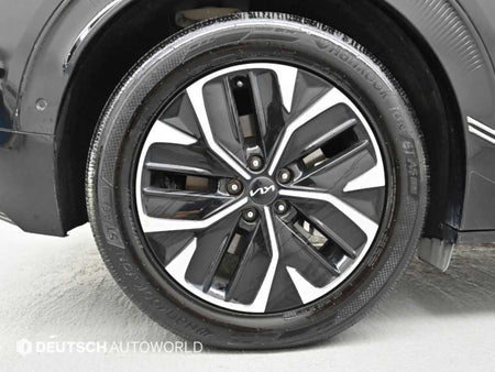 Kia EV6 — photo 05