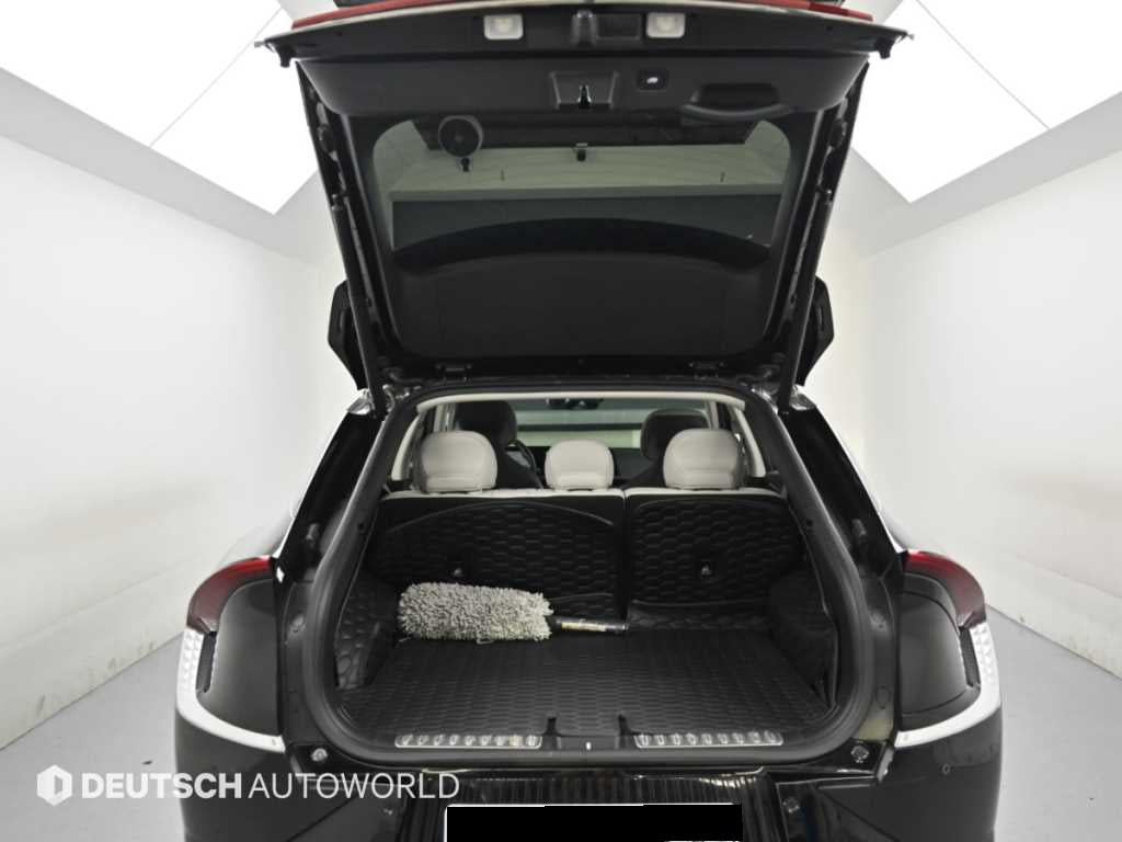 Kia EV6 — photo 19