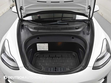 Tesla Model 3 — photo 06