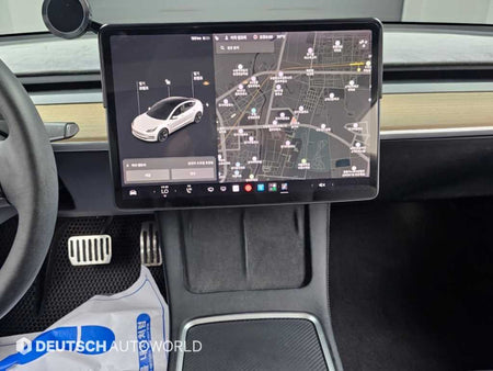 Tesla Model 3 — photo 14