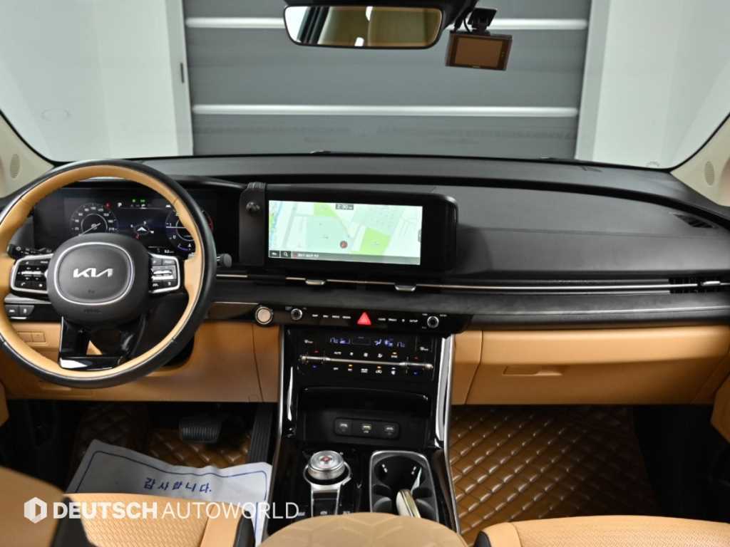 Kia Carnival — photo 07