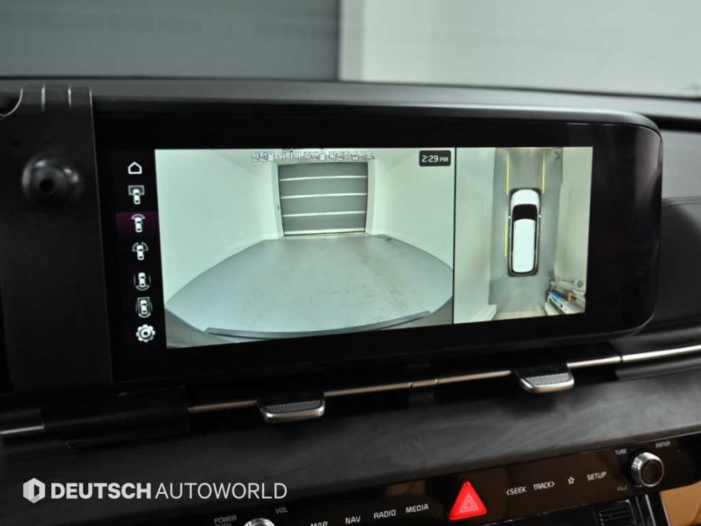 Kia Carnival — photo 15