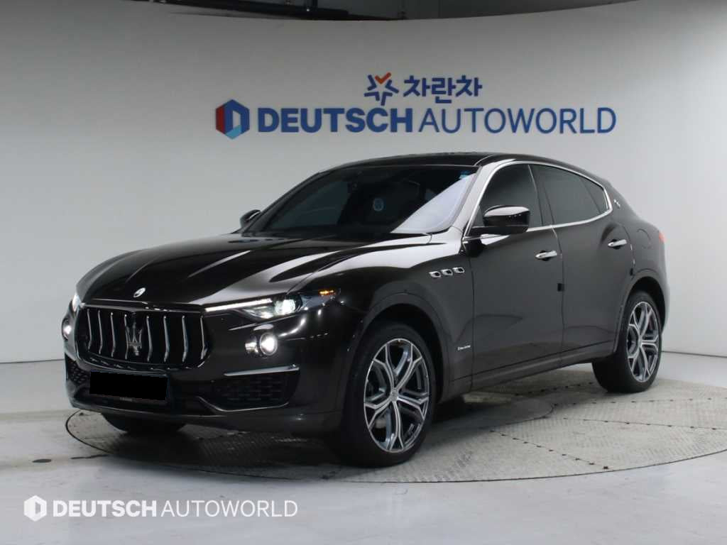 Maserati Levante — photo 01