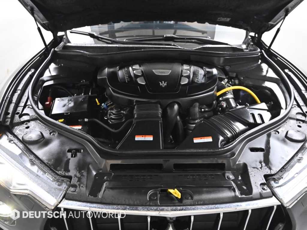 Maserati Levante — photo 06