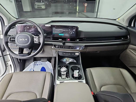 Kia Carnival — photo 01