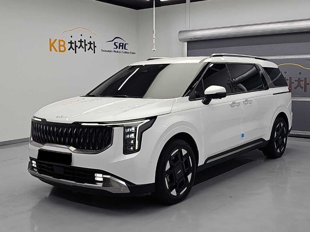 Kia Carnival — photo 02