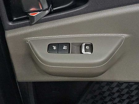 Kia Carnival — photo 13
