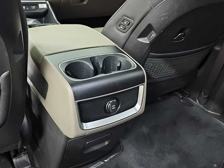 Kia Carnival — photo 14