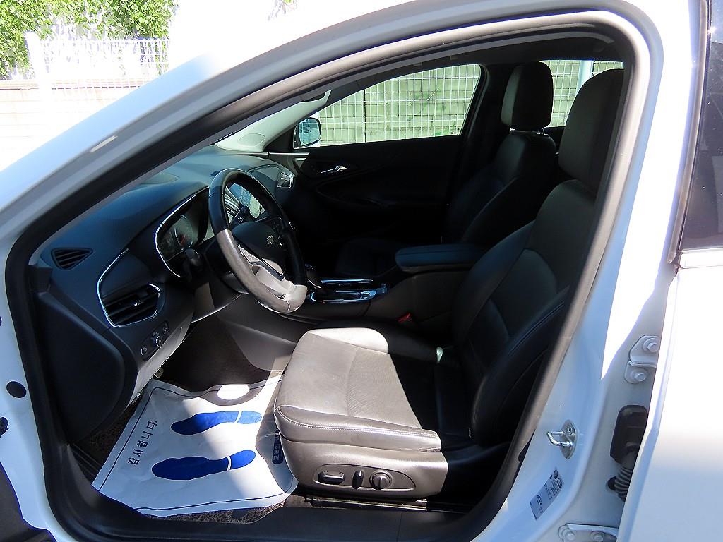 CHEVROLET Malibu — photo 05