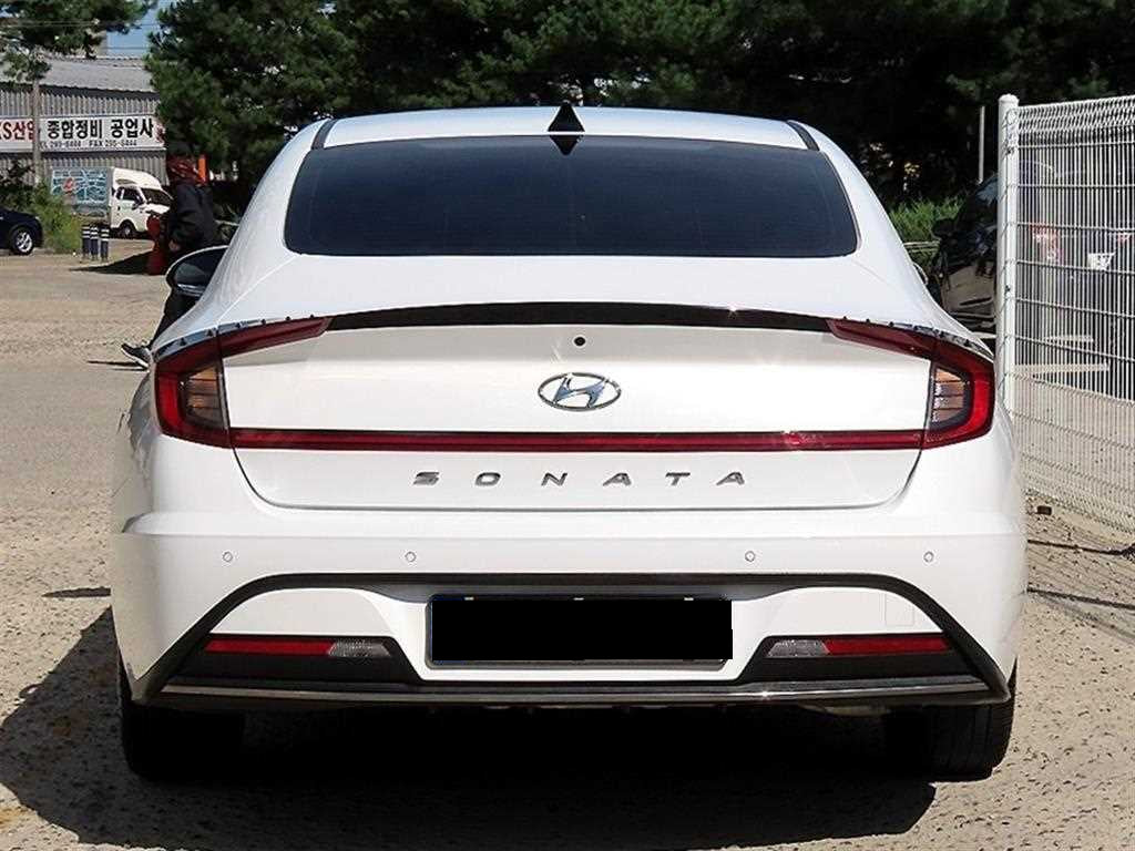 Hyundai Sonata — photo 04