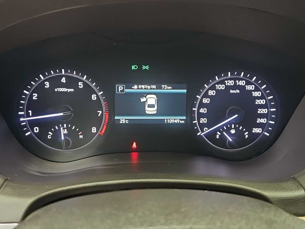 Genesis G80 — photo 06