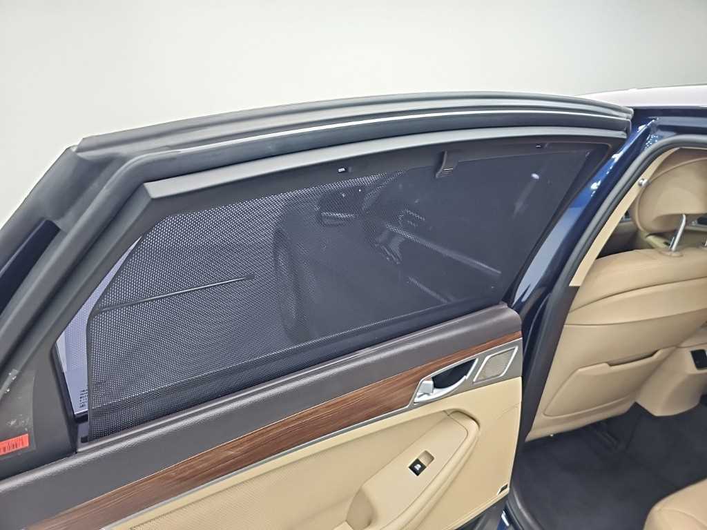 Genesis G80 — photo 13