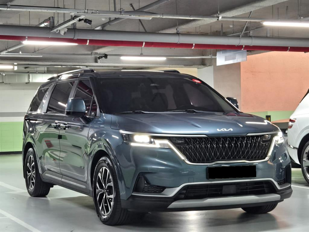 Kia Carnival — photo 02