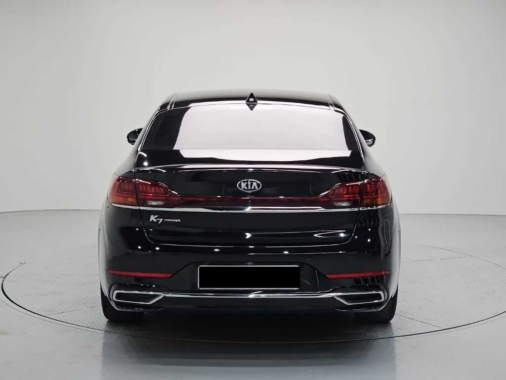 Kia K7 — photo 03