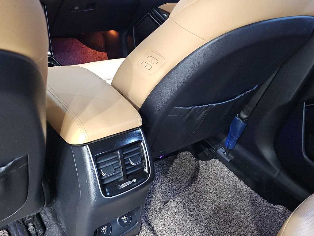 Kia K7 — photo 14