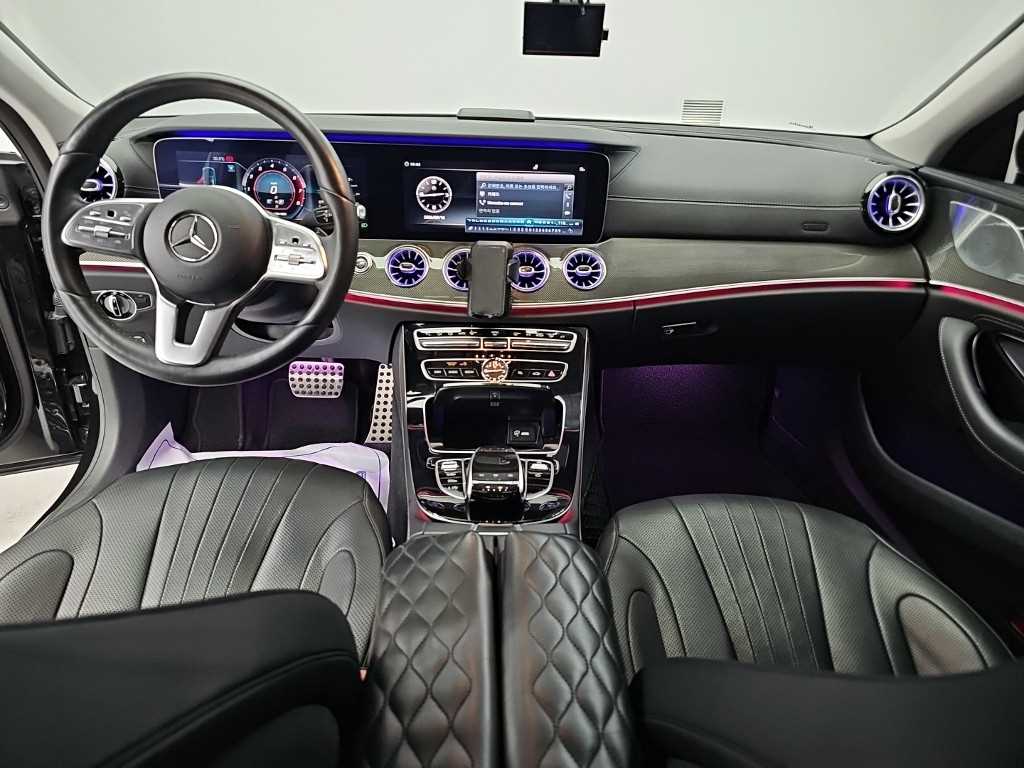 Mercedes-Benz CLS-Class — photo 07