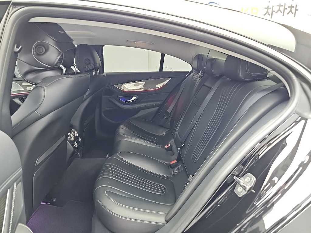 Mercedes-Benz CLS-Class — photo 12