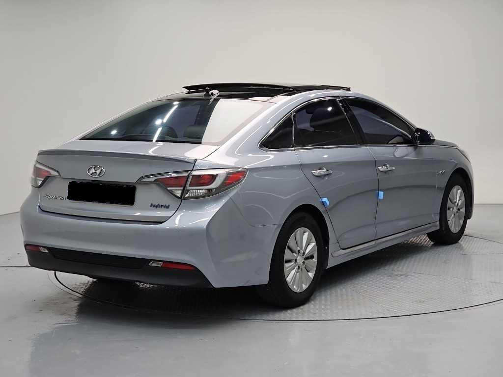 Hyundai Sonata — photo 04