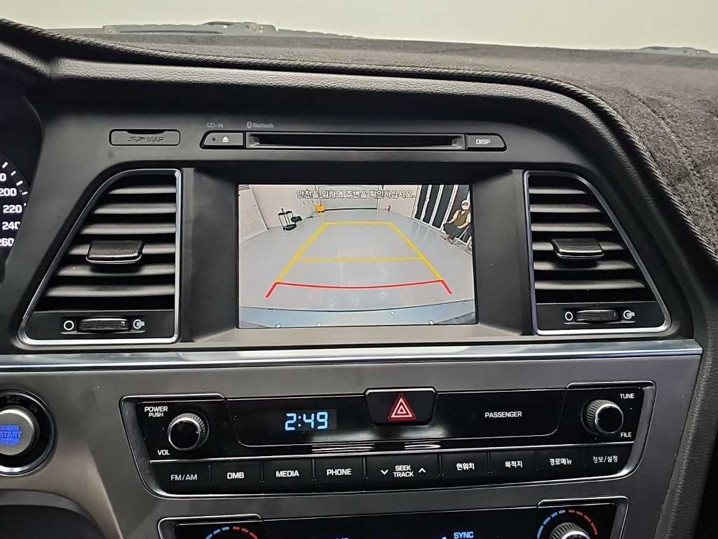 Hyundai Sonata — photo 16