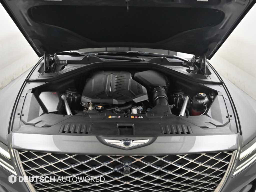 Genesis GV80 — photo 06