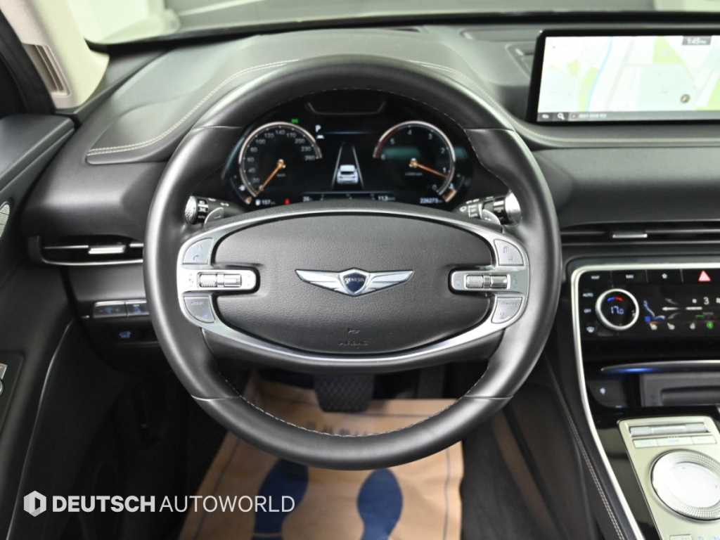 Genesis GV80 — photo 13