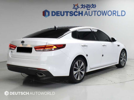 Kia K5 — photo 02