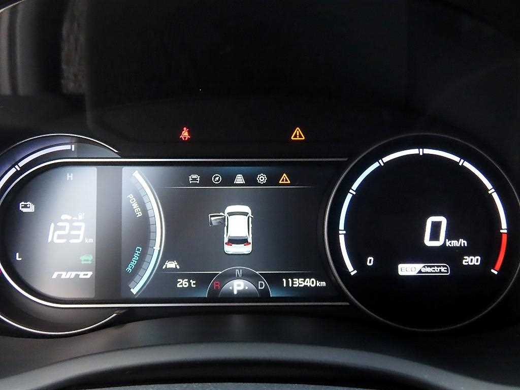 Kia Niro — photo 09