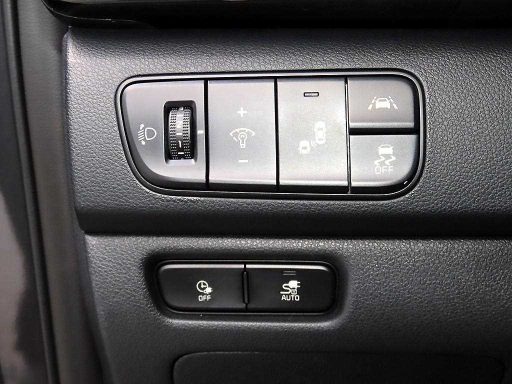 Kia Niro — photo 12