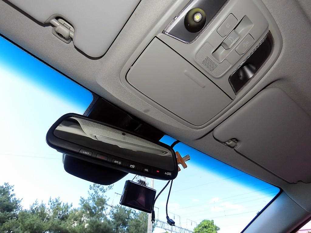 Kia Niro — photo 15