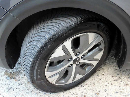 Kia Niro — photo 20