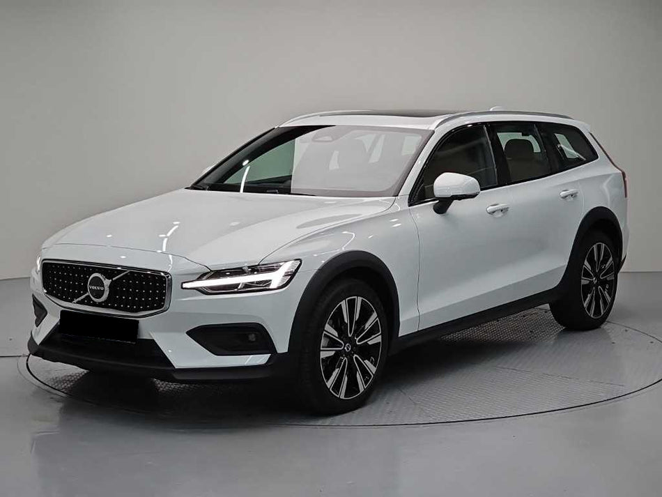 Volvo V60 — photo 01