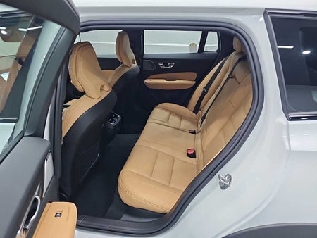 Volvo V60 — photo 12