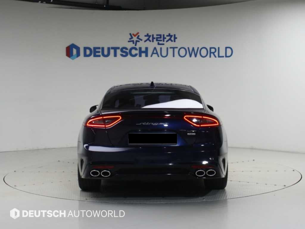 Kia Stinger — photo 04