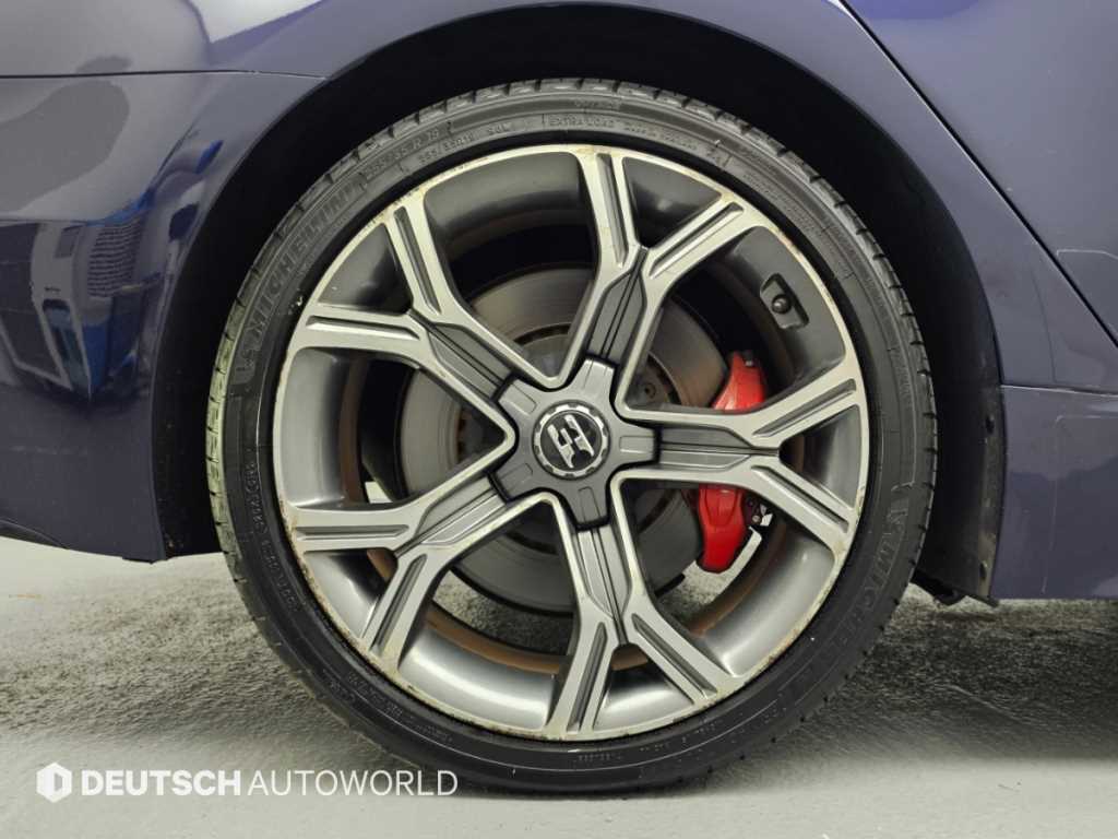 Kia Stinger — photo 05