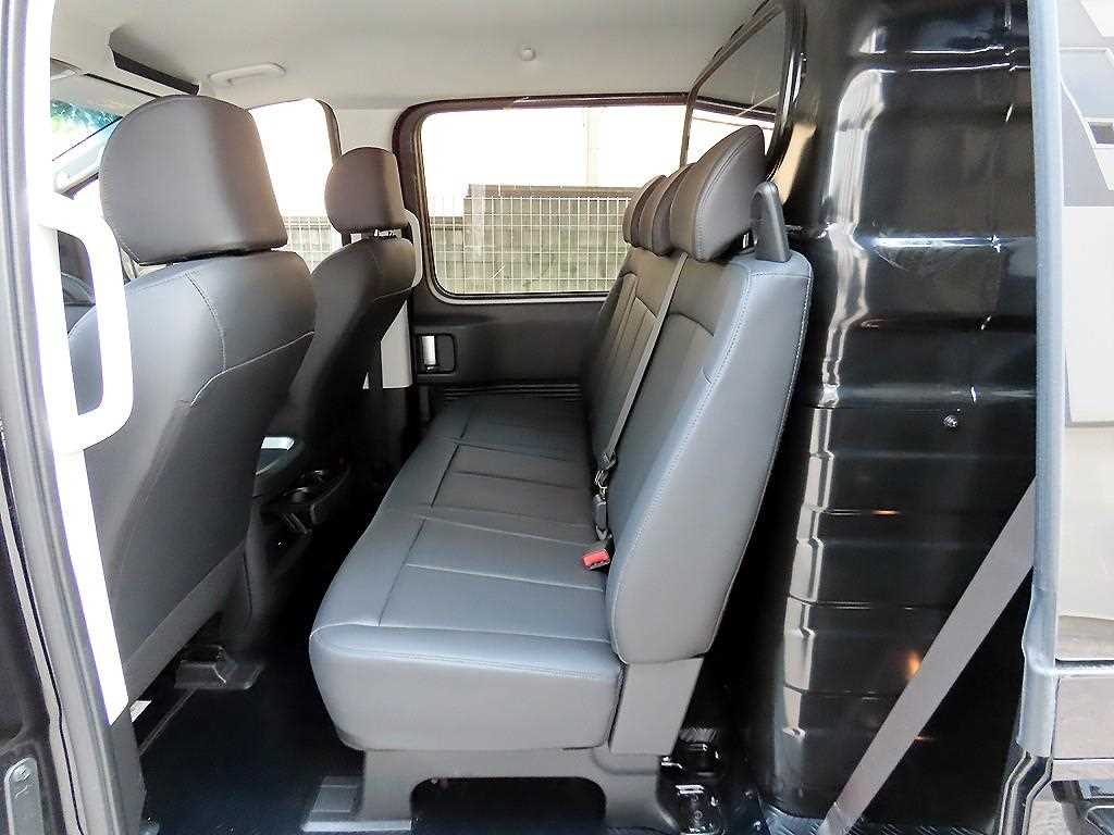Hyundai Staria — photo 06