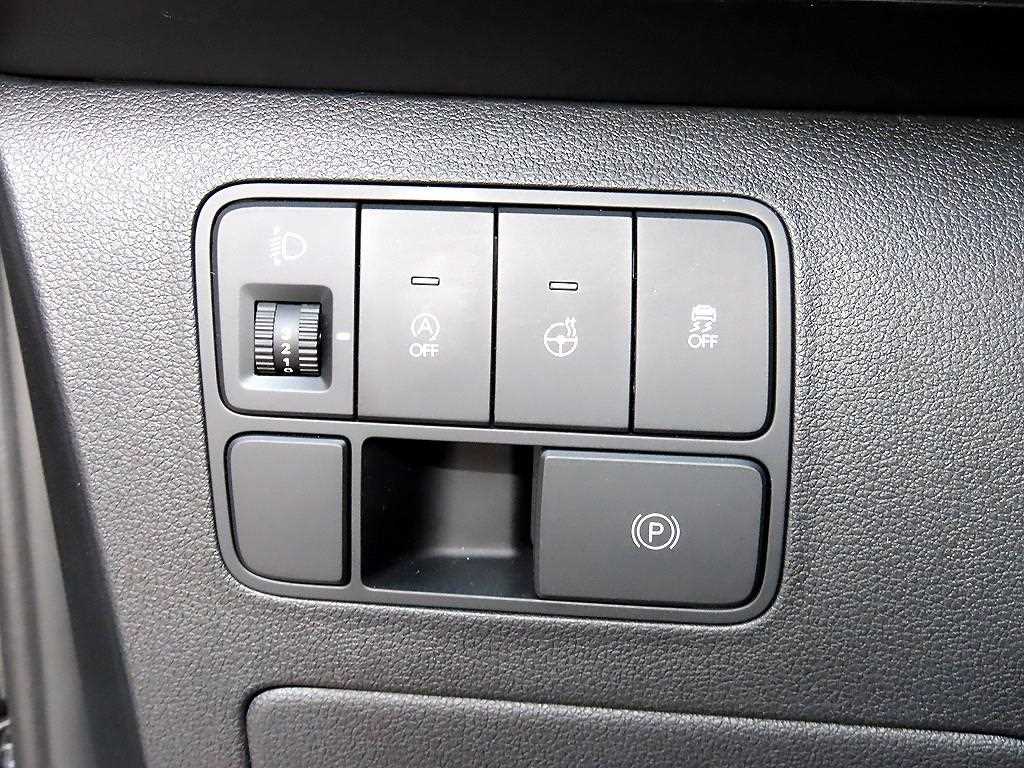 Hyundai Staria — photo 12