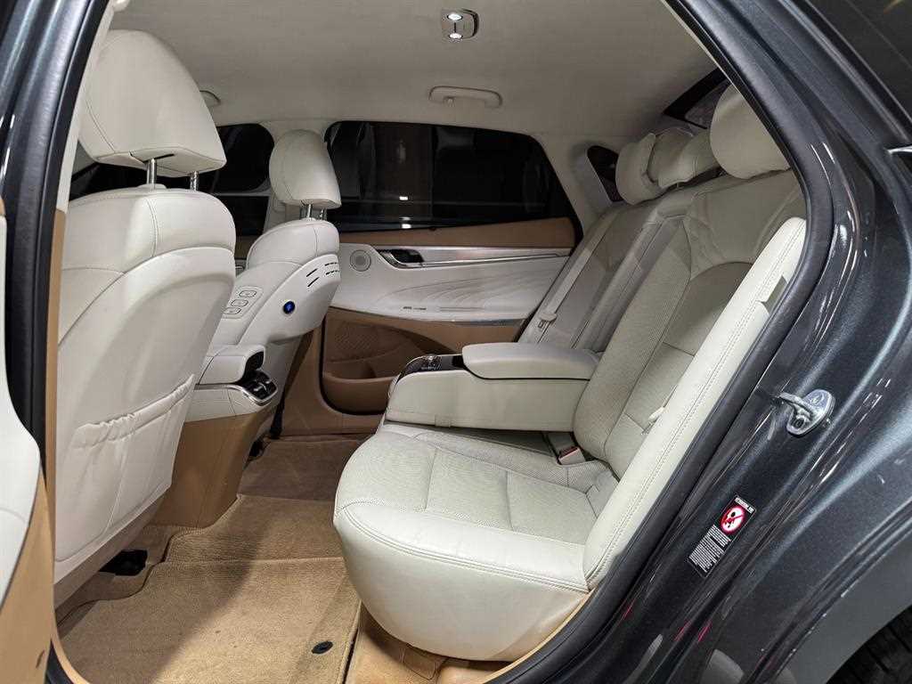Hyundai Grandeur — photo 02