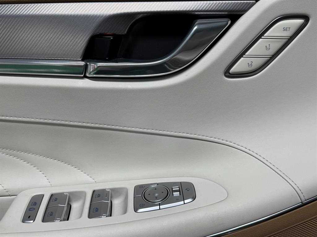 Hyundai Grandeur — photo 17