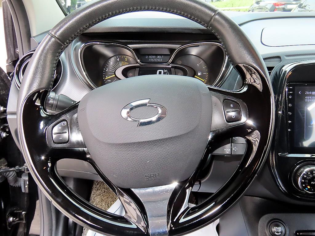 RENAULT QM3 — photo 08