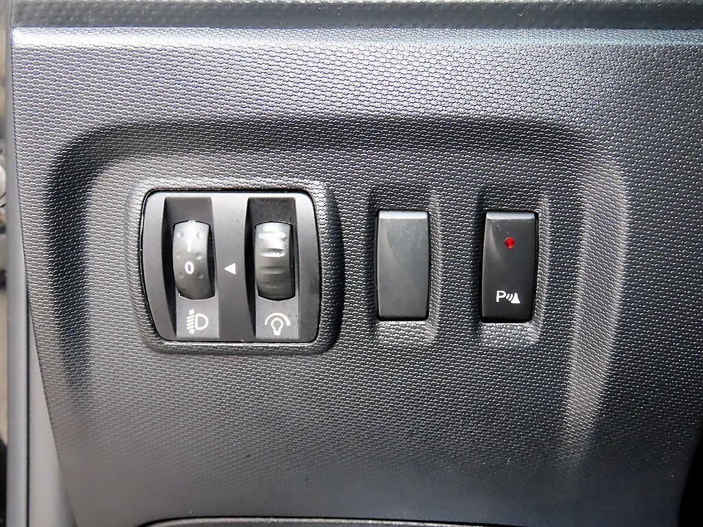 RENAULT QM3 — photo 12