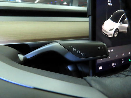 Tesla Model Y — photo 12