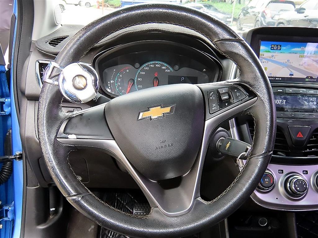 CHEVROLET Spark — photo 08