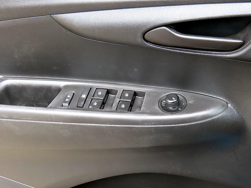 CHEVROLET Spark — photo 11