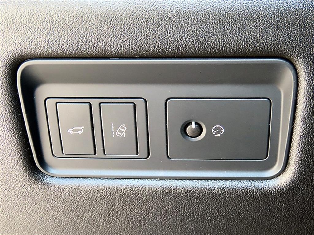 Land Rover Range Rover Sport — photo 13