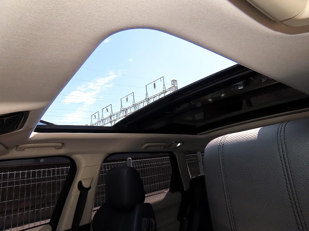 Land Rover Range Rover Sport — photo 16